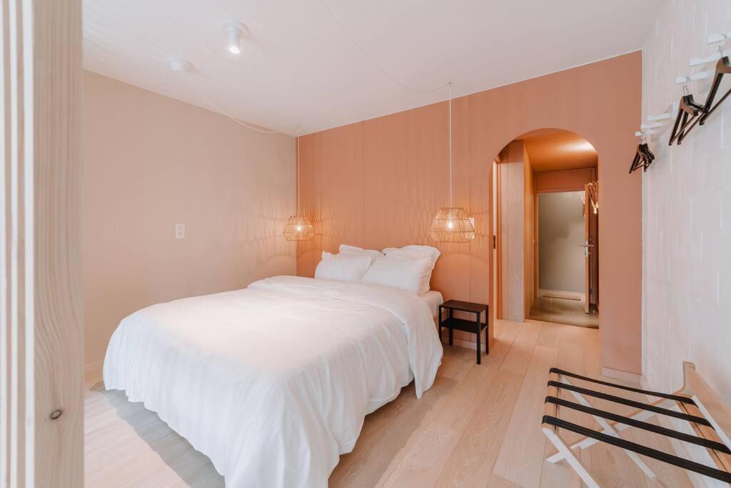 Chimay : La Chambre Doree De La Grand Place Exteriér fotografie