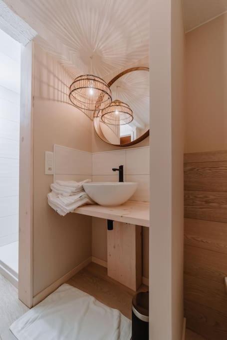 Chimay : La Chambre Doree De La Grand Place Exteriér fotografie