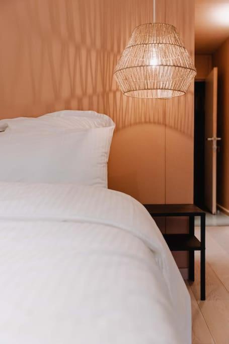 Chimay : La Chambre Doree De La Grand Place Exteriér fotografie